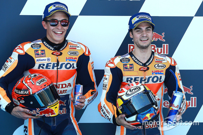 Ganador de la pole Dani Pedrosa, Repsol Honda Team y el segundo clasificado Marc Márquez, Repsol Hon