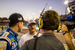 Polesitter Alex Bowman, Hendrick Motorsports, Chevrolet; Dale Earnhardt Jr., Hendrick Motorsports