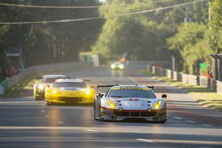 #54 Spirit of Race Ferrari 488 GTE: Thomas Flohr, Francesco Castellacci, Olivier Beretta