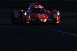 №25 CEFC Manor TRS Racing Oreca 07 Gibson: Роберто Гонсалес, Симон Труммер, Виталий Петров