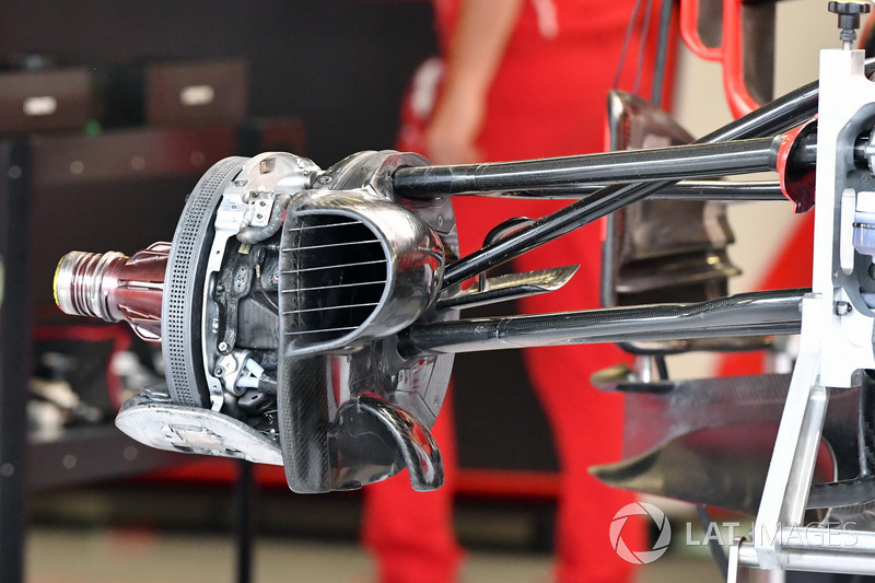 Ferrari SF70H front wheel and brake duct detail