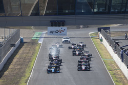 Alessio Lorandi, Jenzer Motorsport leads at the start