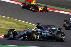 Lewis Hamilton, Mercedes AMG F1 W08, Valtteri Bottas, Mercedes AMG F1 W08, Max Verstappen, Red Bull Racing RB13