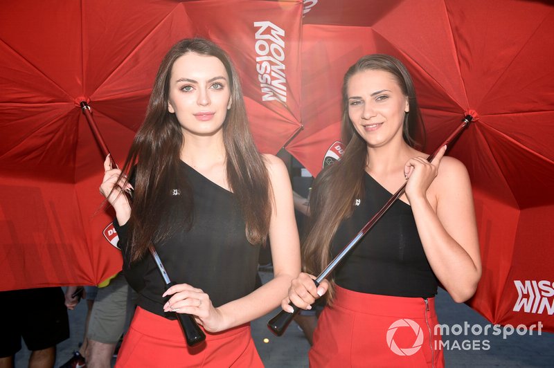 Chicas de la parrilla