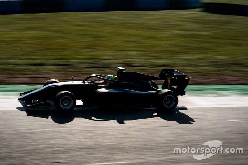 Leonardo Pulcini, Hitech Grand Prix