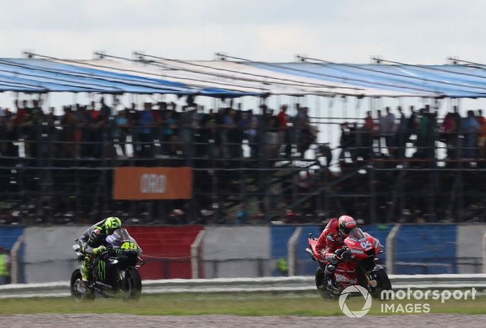 Andrea Dovizioso, Ducati Team, Valentino Rossi, Yamaha Factory Racing