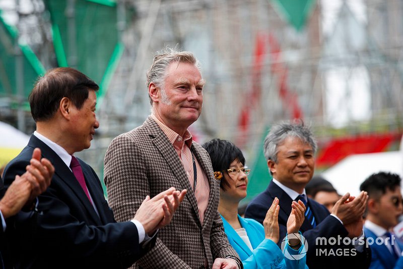 Sean Bratches, Managing Director of Commercial Operations, Formula One Group and dignitaries