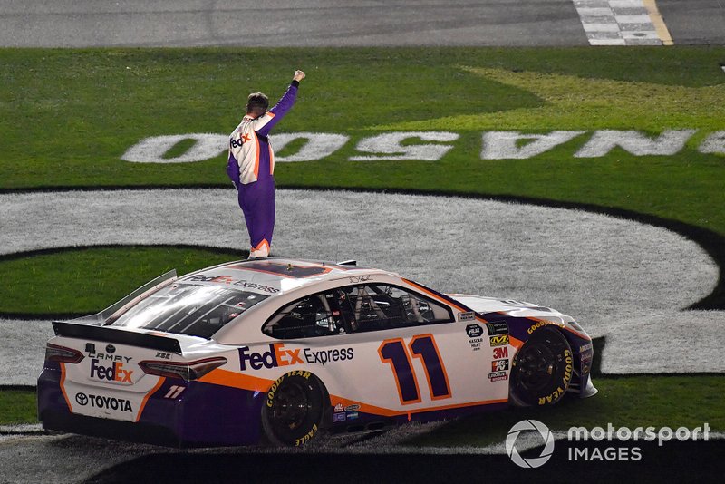 1. Denny Hamlin, Joe Gibbs Racing, Toyota Camry