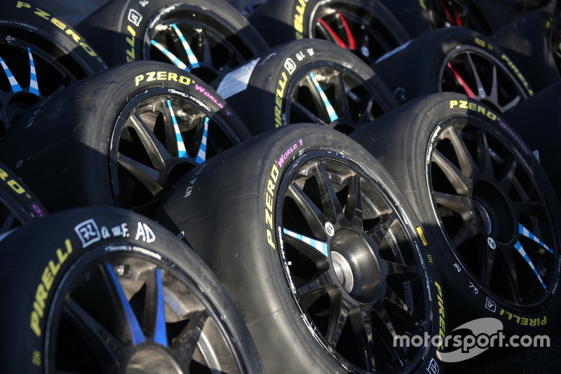 Gomme Pirelli