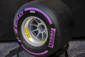 Gomme Pirelli