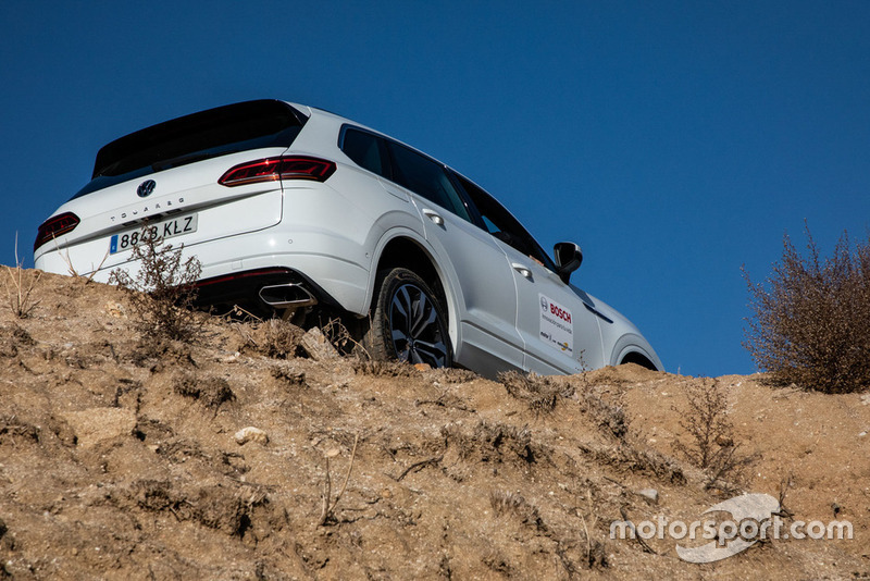II Curso de Conducción y Nuevas Tecnologías BOSCH - Motor1.com España - Motorsport.com