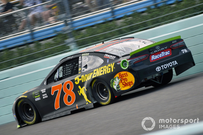Martin Truex Jr., Furniture Row Racing, Toyota Camry Bass Pro Shops/5-hour ENERGY