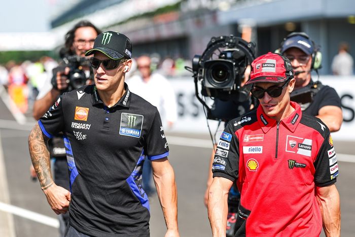 Marc Marquez, Ducati Team, Fabio Quartararo, Yamaha Factory Racing