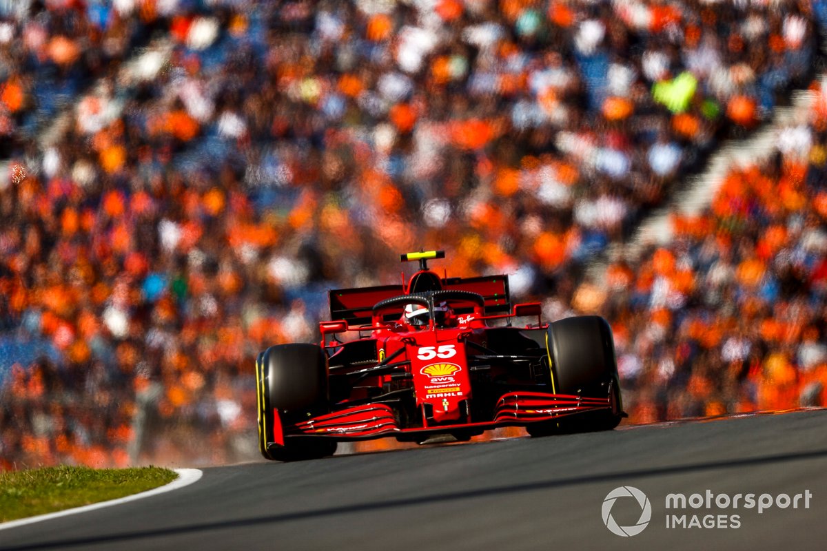 Carlos Sainz Jr, Ferrari SF21