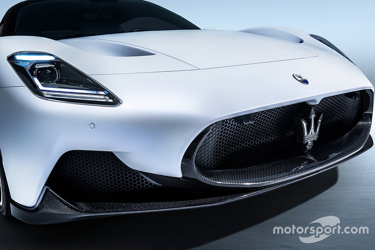 Maserati MC20