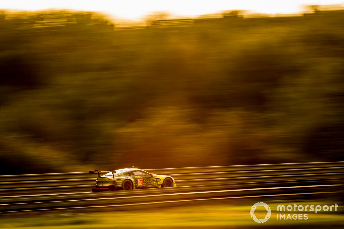 #98 Aston Martin Racing Aston Martin Vantage: Paul Dalla Lana, Augusto Farfus, Ross Gunn