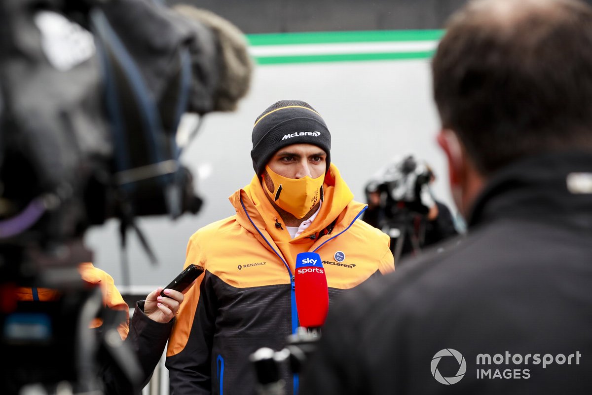 Carlos Sainz Jr., McLaren speaks to the media