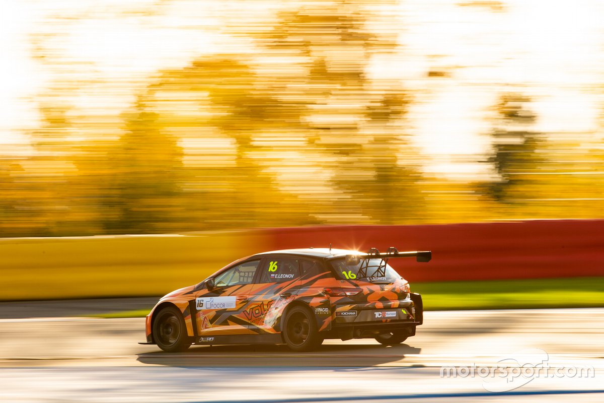 Evgenii Leonov, Volcano Motorsport, CUPRA TCR