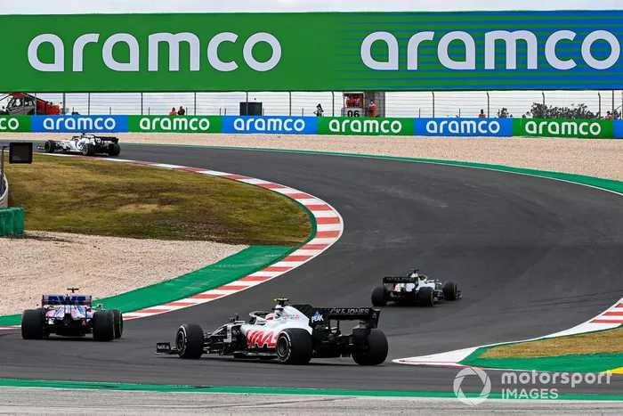 George Russell, Williams FW43, Sergio Perez, Racing Point RP20, Kevin Magnussen, Haas VF-20
