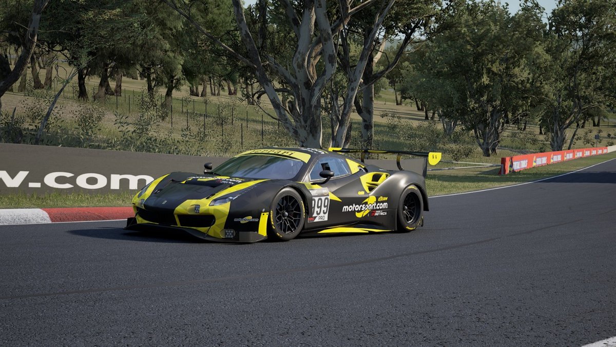 Motorsport.com eTeam Powered by MindTrick