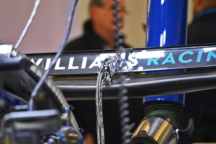 Detalle del Williams FW44