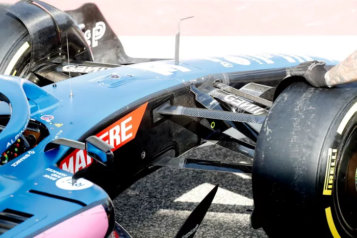 Detalle de la suspensión delantera del Alpine A522