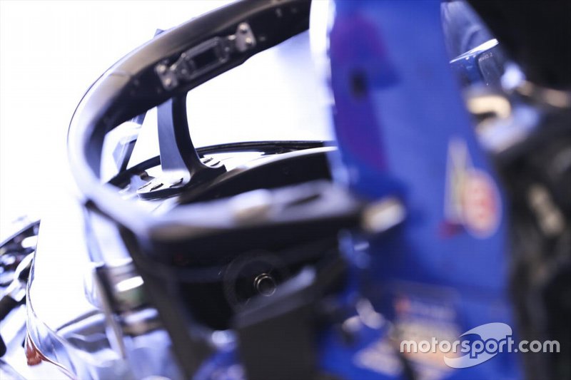 Scott Dixon, Chip Ganassi Racing Honda with aeroscreen