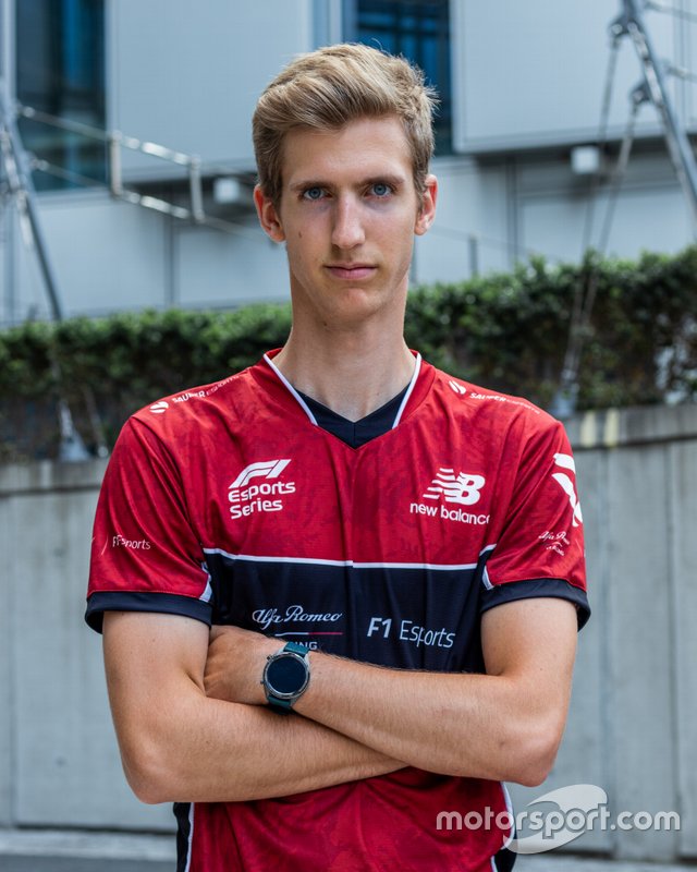 Bereznay Dániel, Alfa Romeo eSport Team