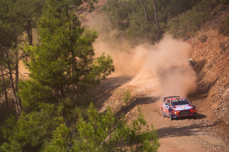 Thierry Neuville, Nicolas Gilsoul, Hyundai Motorsport Hyundai i20 Coupe WRC