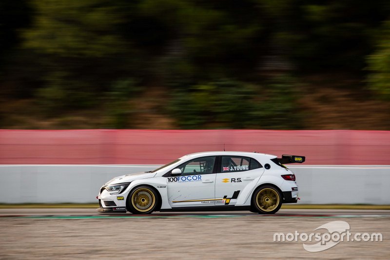 Jack Young, Vukovic Motorsport Renault Mégane RS TCR