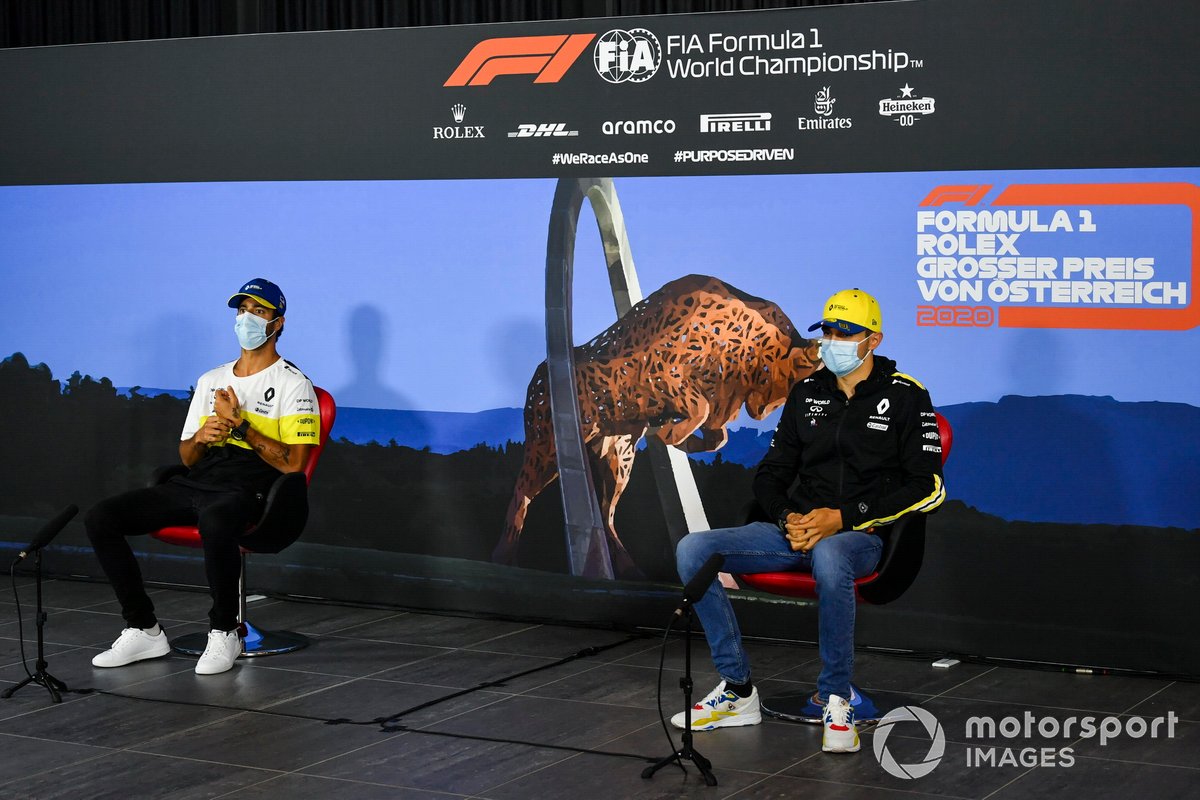 Daniel Ricciardo, Renault F1 Team and Esteban Ocon, Renault F1 Team in the press conference
