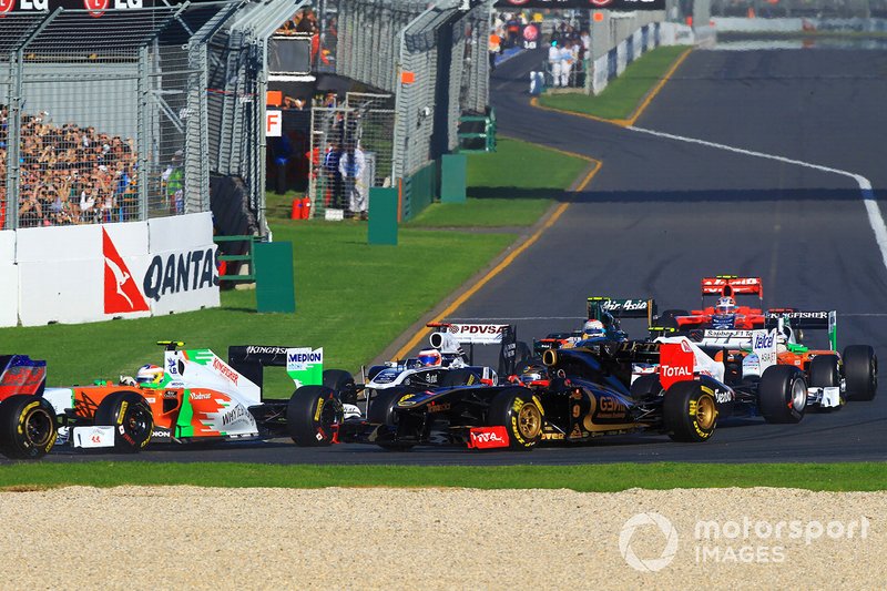 Nick Heidfeld, Lotus Renault GP R31 at the start of the race