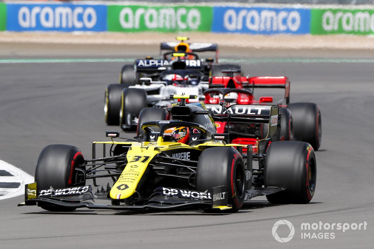 Esteban Ocon, Renault F1 Team R.S.20, Kimi Raikkonen, Alfa Romeo Racing C39, e Pierre Gasly, AlphaTauri AT01
