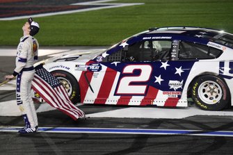 Race winner Brad Keselowski, Team Penske, Ford Mustang