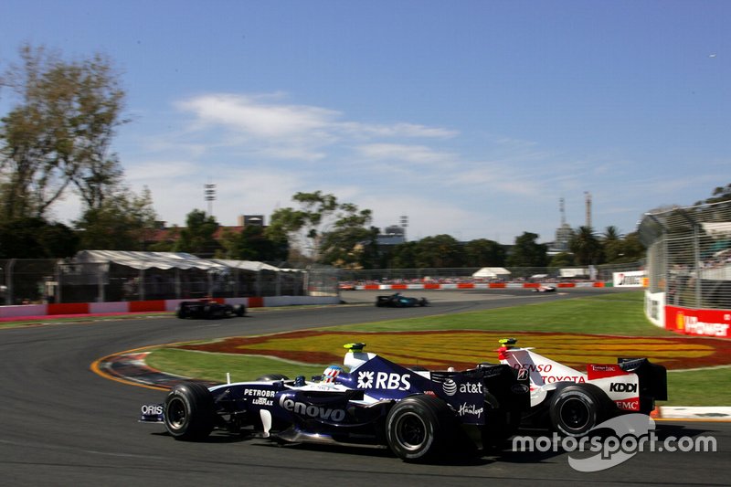 Alex Wurz, Williams FW29, Jarno Trulli, Toyota TF107