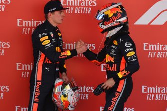 Pierre Gasly, Red Bull Racing ve 3. Max Verstappen, Red Bull Racing, Parc Ferme