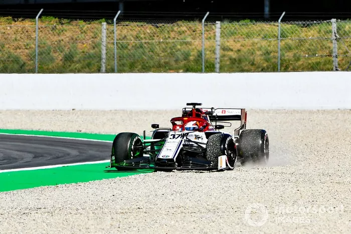 Callum Ilott, Alfa Romeo C38, se marca un trompo