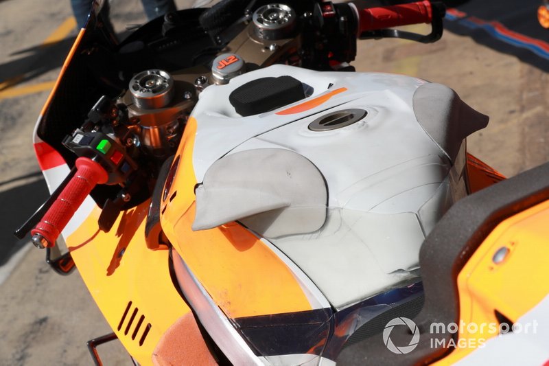 Jorge Lorenzo, Repsol Honda Team Honda tank