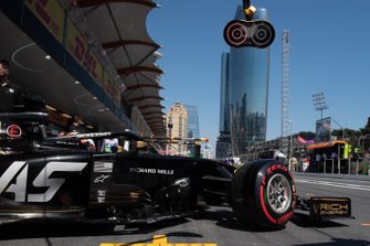 Romain Grosjean, Haas F1 Team VF-19