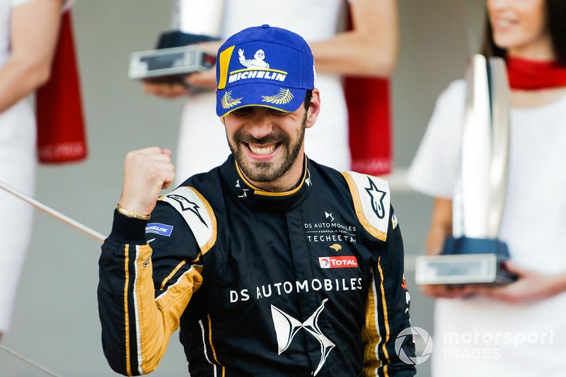 Podium: race winner Jean-Eric Vergne, DS TECHEETAH celebrates victory