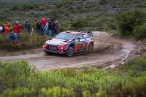 Thierry Neuville, Nicolas Gilsoul, Hyundai Motorsport Hyundai i20 Coupe WRC ve Andrea Adamo, Takım Patronu, Hyundai Motorsport