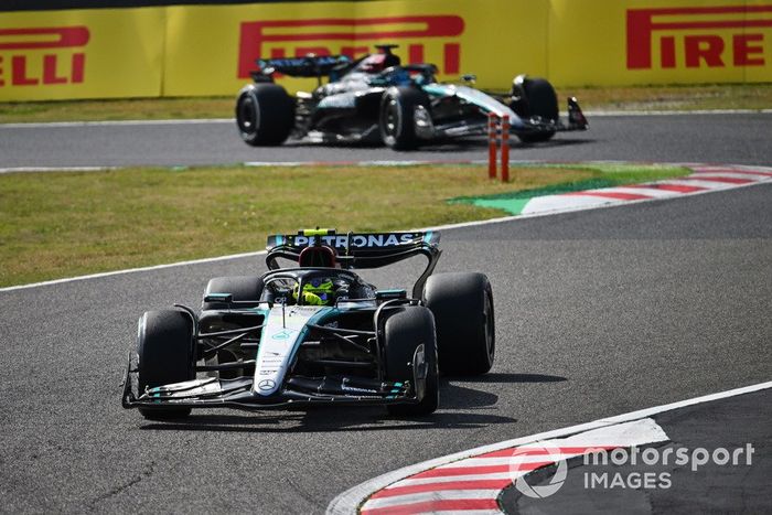 Lewis Hamilton, Mercedes F1 W15, George Russell, Mercedes F1 W15