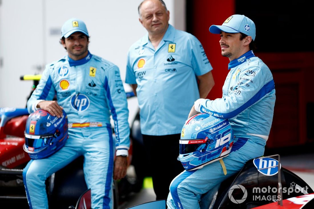 Carlos Sainz, Scuderia Ferrari, Charles Leclerc, Scuderia Ferrari, Frederic Vasseur, Team Principal y Director General, Scuderia Ferrari.