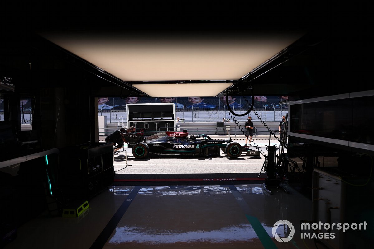 El coche de Lewis Hamilton, Mercedes W12