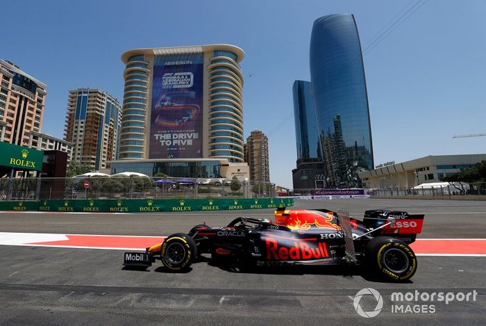 Sergio Pérez, Red Bull Racing RB16B