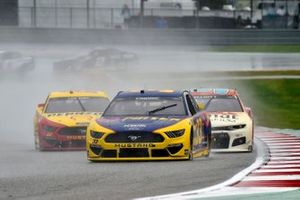Brad Keselowski, Team Penske, Ford Mustang Thomas Built Buses, Chase Elliott, Hendrick Motorsports, Chevrolet Camaro LLumar, Joey Logano, Team Penske, Ford Mustang Shell Pennzoil