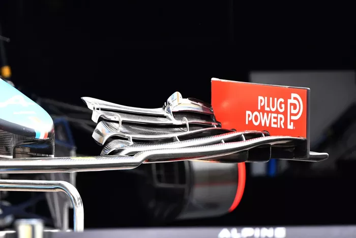 Alpine A521 front wing detail