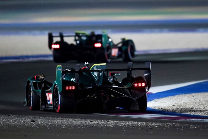 #007 Aston Martin Thor Equipo Aston Martin Valkyrie: Harry Tincknell, Tom Gamble, Ross Gunn