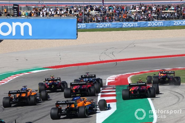 Lewis Hamilton, Mercedes W12, Max Verstappen, Red Bull Racing RB16B, Sergio Pérez, Red Bull Racing RB16B, Charles Leclerc, Ferrari SF21, Carlos Sainz Jr., Ferrari SF21, Daniel Ricciardo, McLaren MCL35M, y Lando Norris, McLaren MCL35M