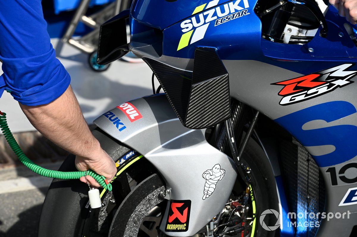 Detalle de la moto de Suzuki para 2021